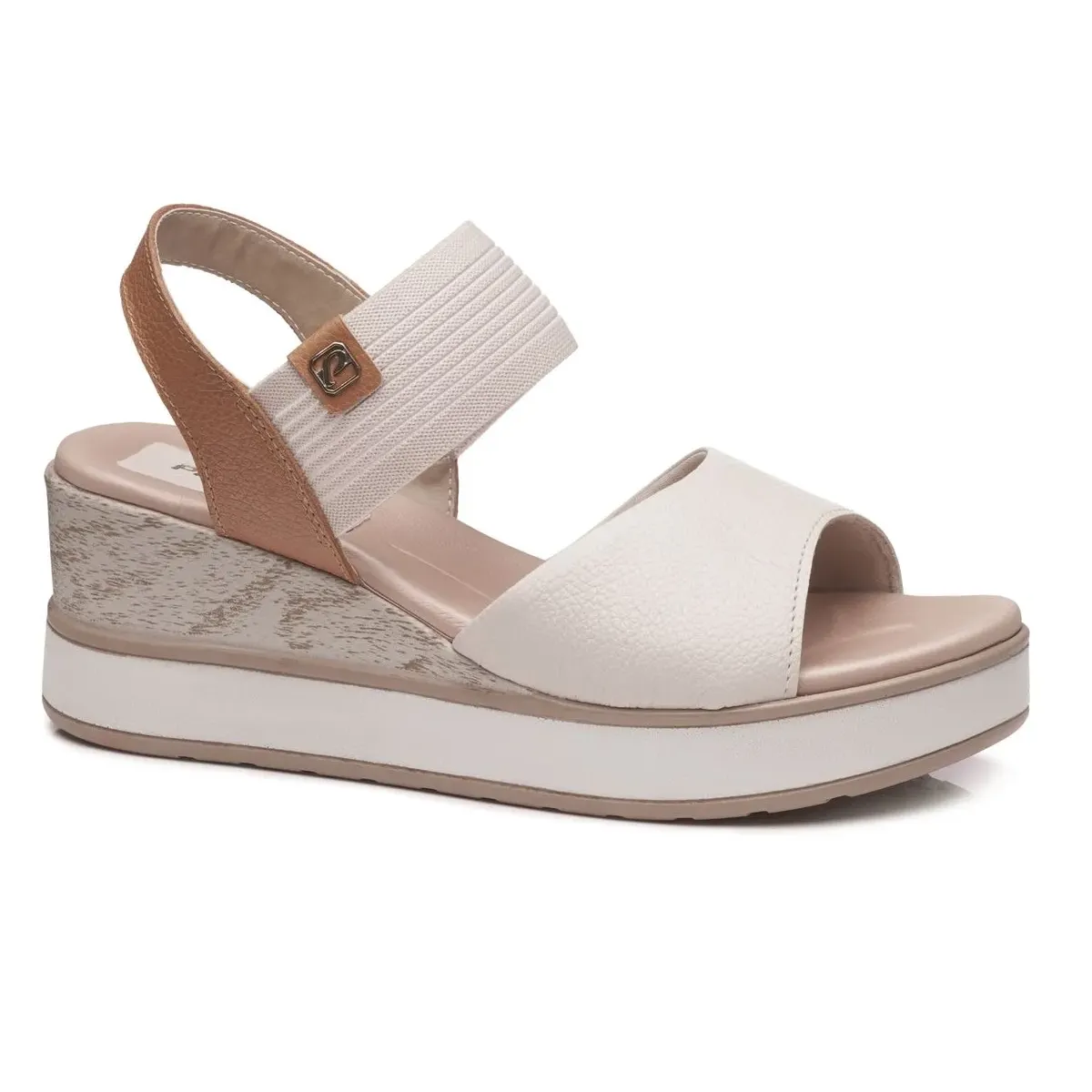 Sandália feminina Pegada Florença salto anabela off white com tiras cruzadas em couro e detalhe marrom